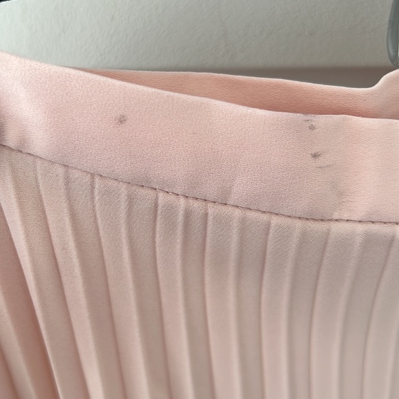 Banana Republic Midi Skirt - Picture 6 of 8